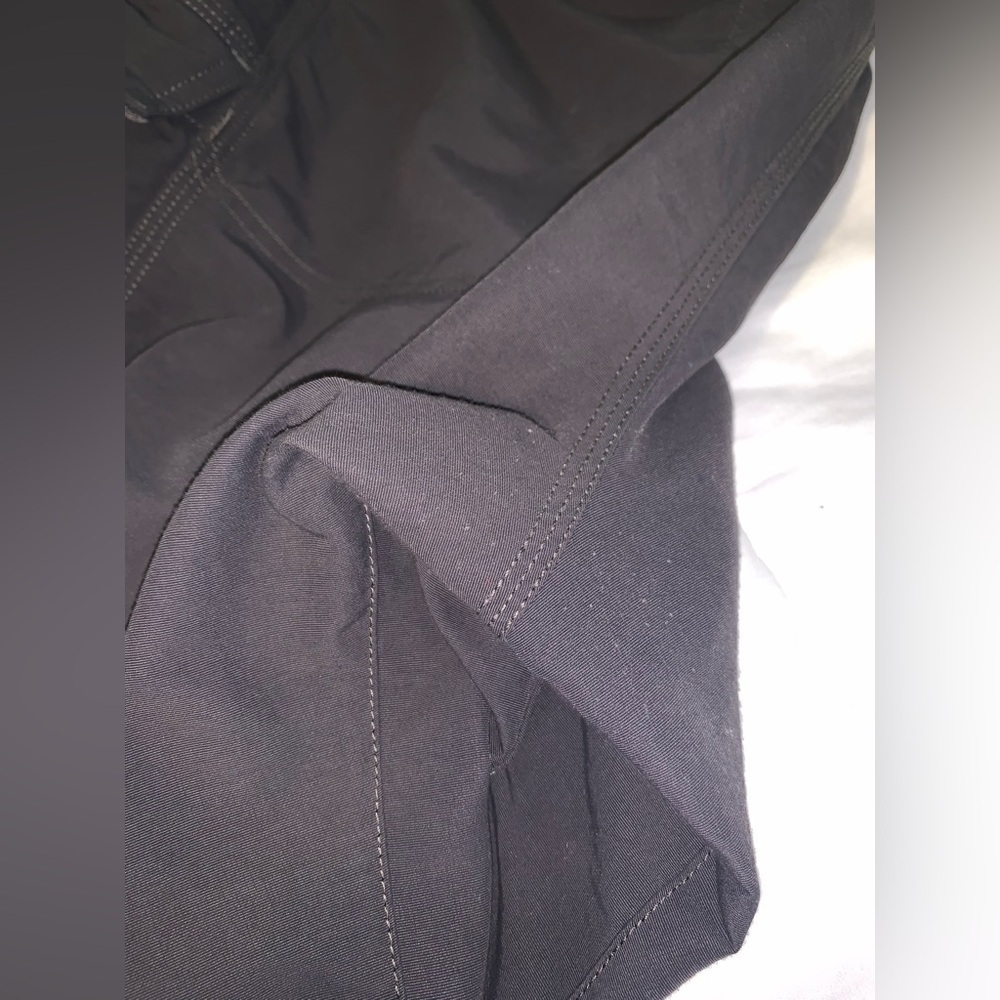 The North Face men’s convertible pants— XL - Picture 13 of 16